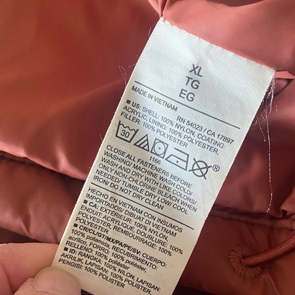 Old Navy Active Women's lightweight Quilted Puffer Jacket in canyon color - Picture 5 of 5